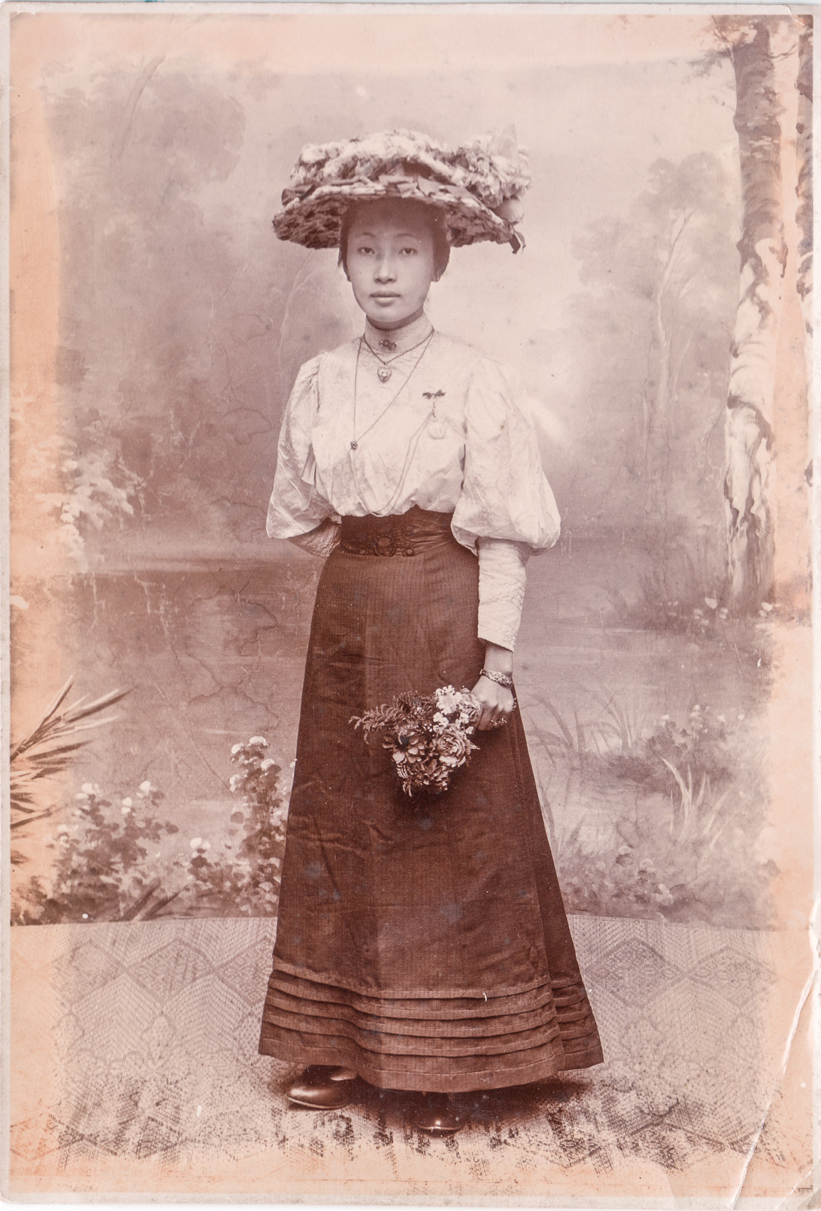 Lie Giok Lin on Dutch Dress, circa 1890s.